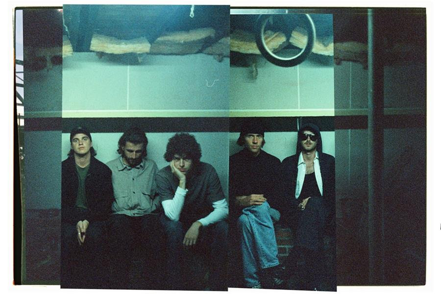 dust – “Drawbacks”